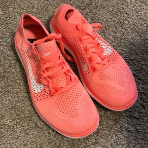 Nike free run flyknit